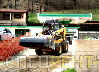 Аренда CATERPILLAR с бункерной щеткой BU115 Бункерная щетка CAT