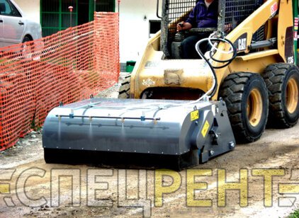 Аренда CATERPILLAR с бункерной щеткой BU115 Бункерная щетка CAT
