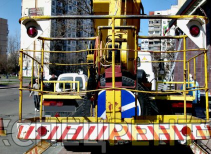 Аренда автовышки ЗИЛ-130 22 метра ЗИЛ-130